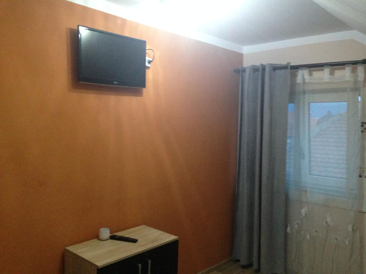 Casa Clara Hotel ซีบิว ภายนอก รูปภาพ